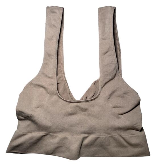 Nude Yitty Nearly Naked - Smoothing Shapewear Bra - XS - Picture 3 of 6